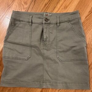 Faherty Organic Cotton Khaki Skirt